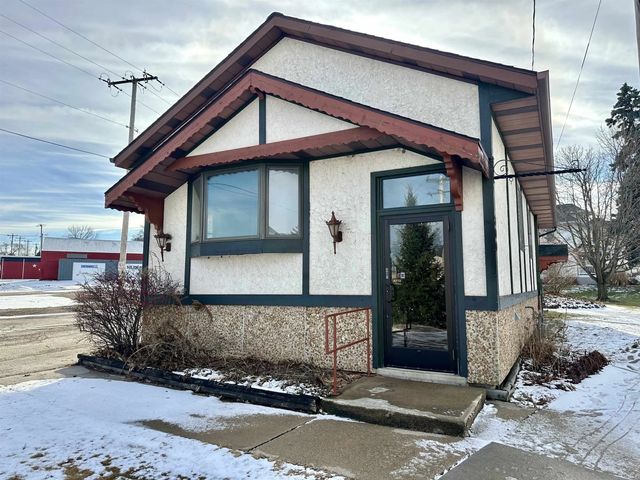 300 Fond Du Lac Street, MOUNT CALVARY