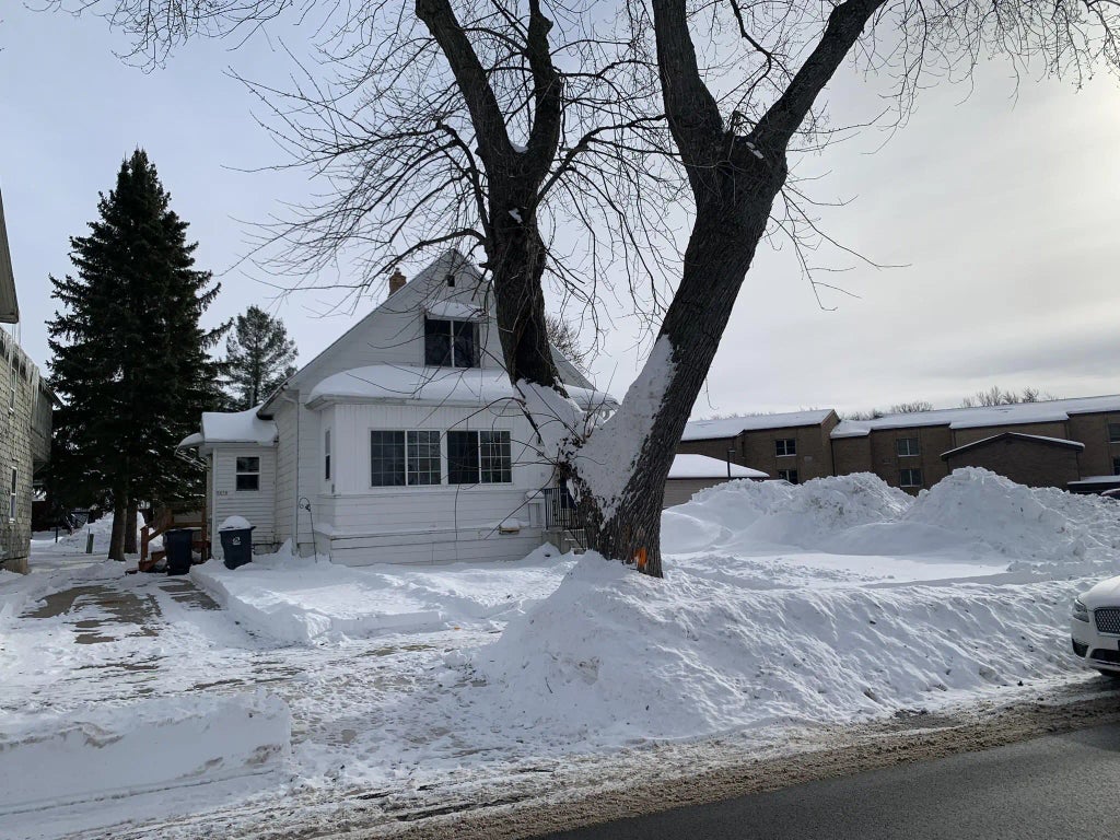 507 S Cedar Street, MARSHFIELD