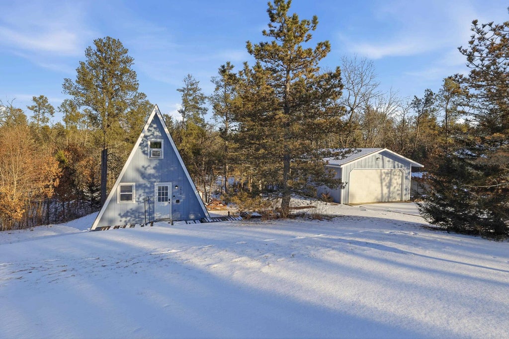 2418 Ridgewood Drive, FRIENDSHIP