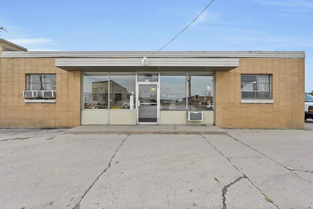 818 S Broadway, GREEN BAY