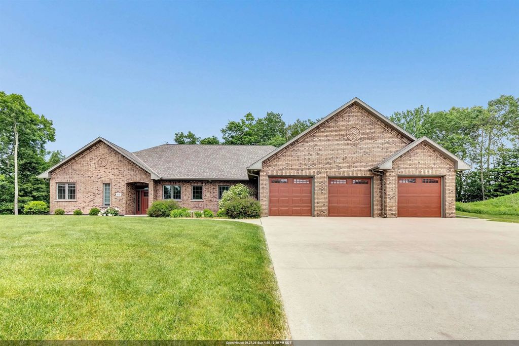 272 Lost Ridge Court, GREEN BAY