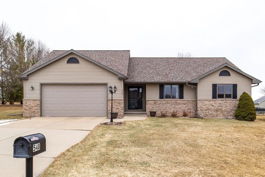 548 Nicole Lane, WRIGHTSTOWN