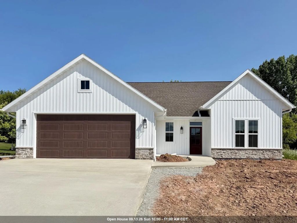 W6838 Goldfinch Drive, GREENVILLE