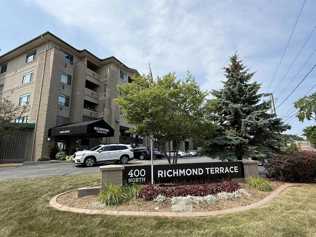 400 N Richmond Street 417, APPLETON