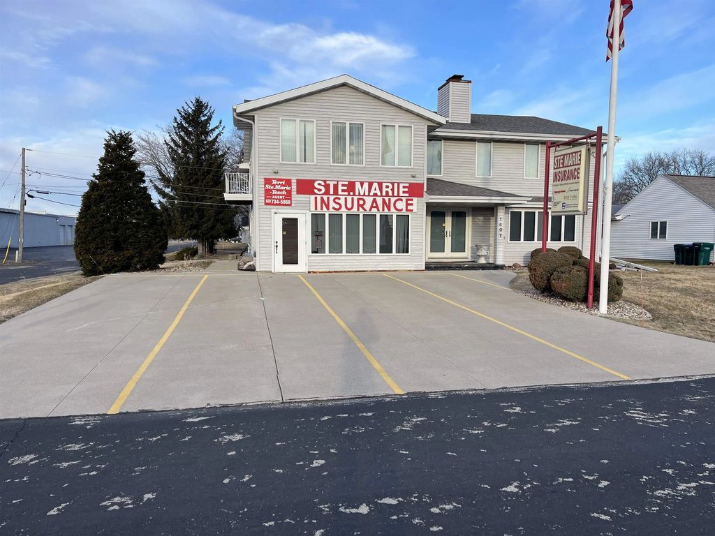 1407 N Lynndale Drive, APPLETON