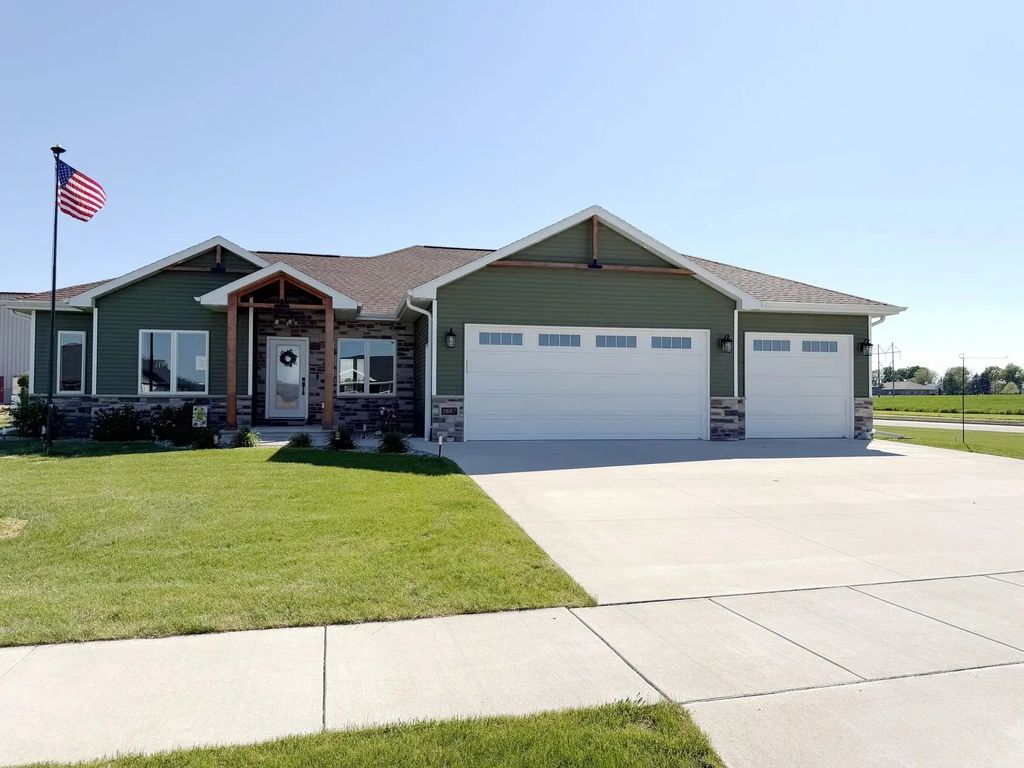 1667 Torchwood Trail, DE PERE