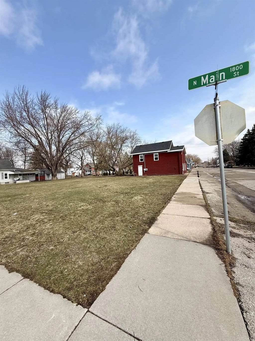 10 E Gruenwald Avenue, OSHKOSH