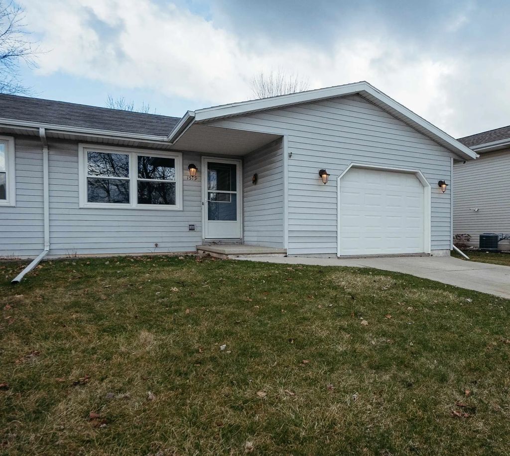 1519 Fairlawn Avenue, NORTH FOND DU LAC
