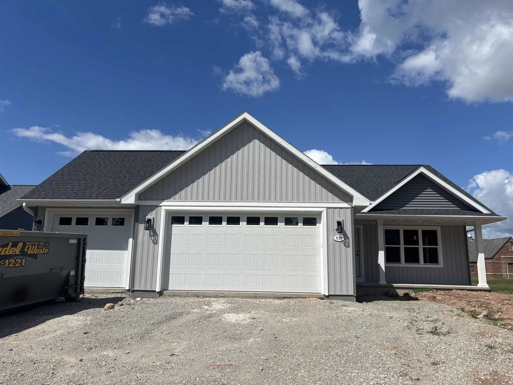 651 Reed Street, NEENAH