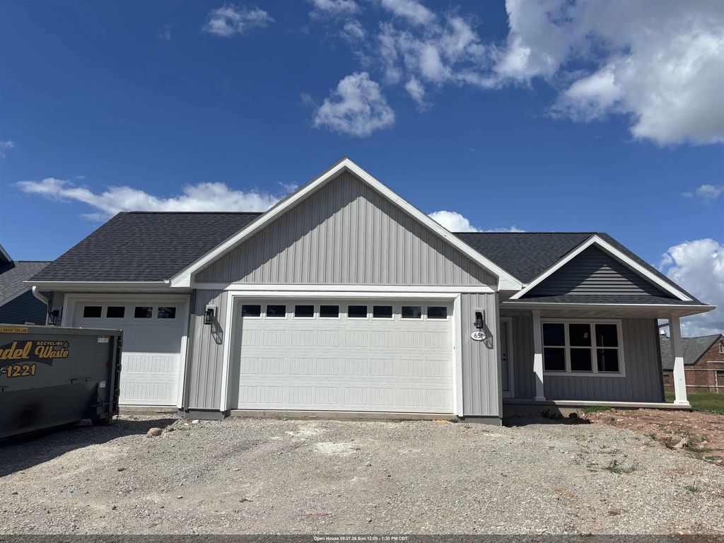 651 Reed Street, NEENAH