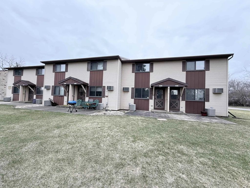 2519 Fond Du Lac Road, OSHKOSH