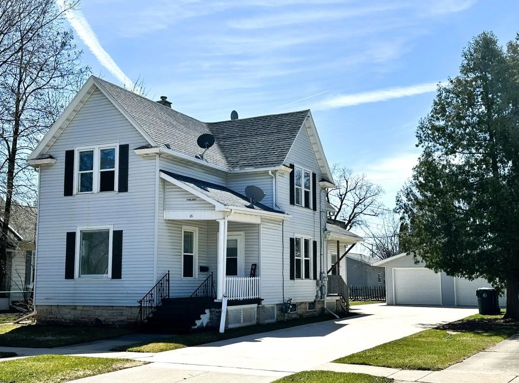 16 E 11th Street, FOND DU LAC