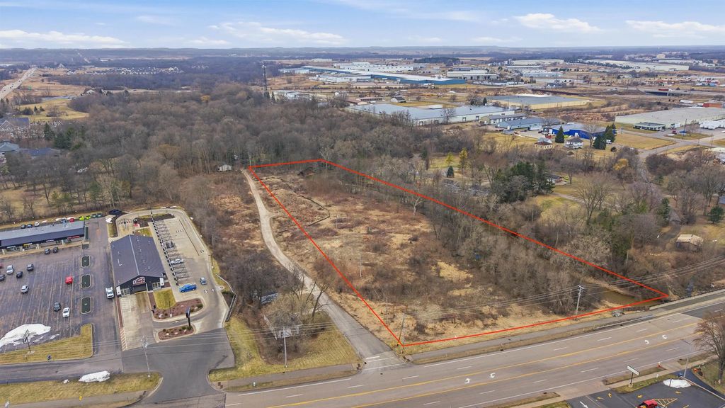 982 Woodbine Park Road, FOND DU LAC