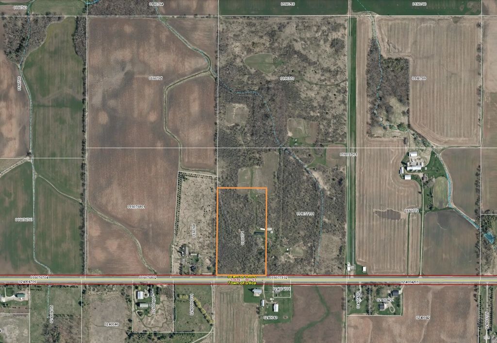 5866 State Road 91, OSHKOSH