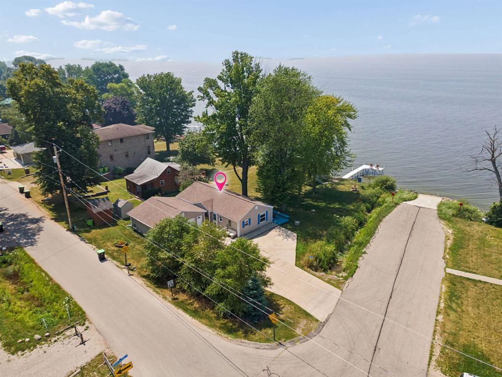 W5625 Faro Springs Road, HILBERT