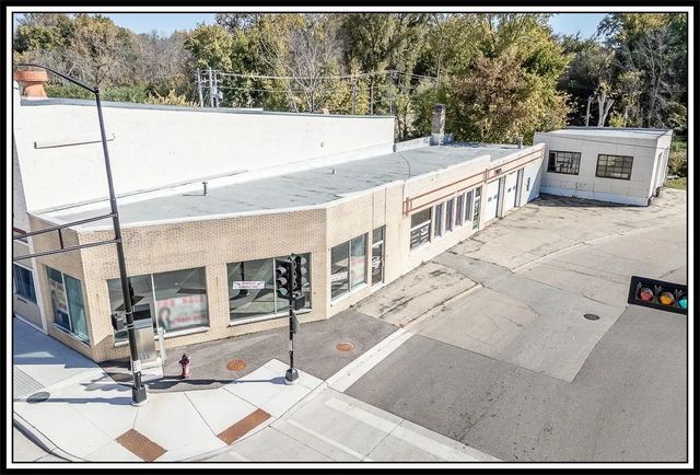 200 N Pearl Street, NEW LONDON