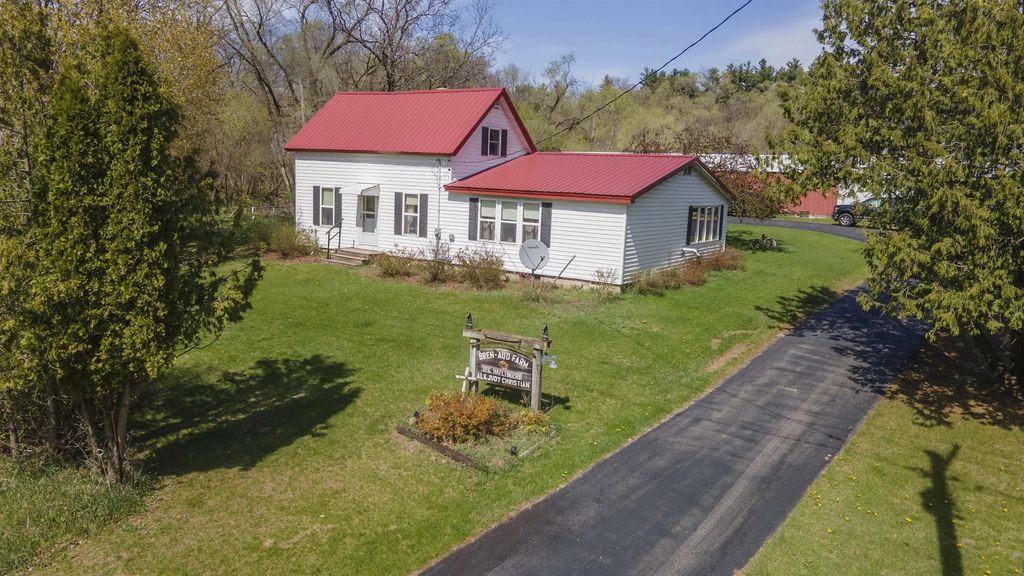 N1666 State Road 73, WAUTOMA