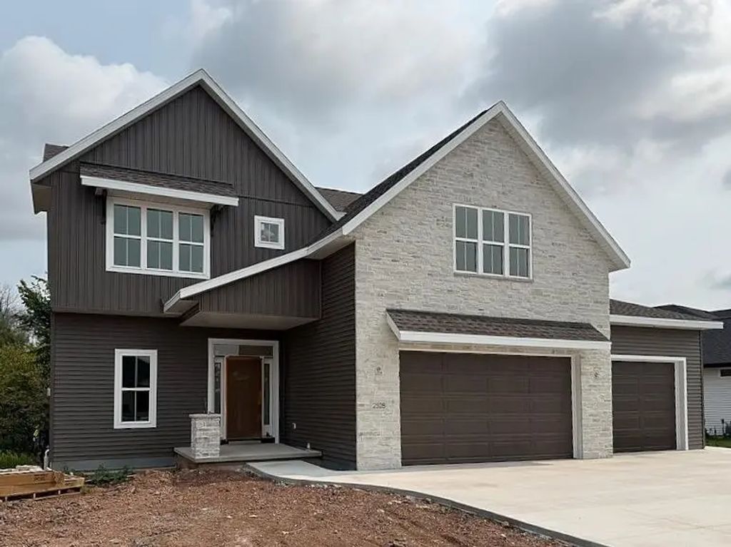 2528 N Stellita Circle, DE PERE