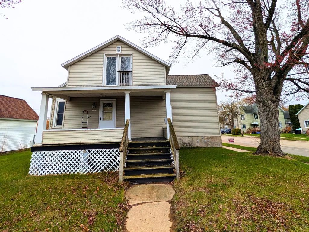 1417 11th Avenue, MENOMINEE