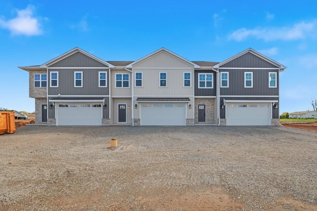 1821 Servant Way, GREEN BAY