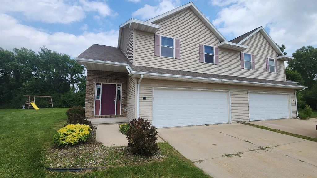 713 Edge Point Court 1, DE PERE