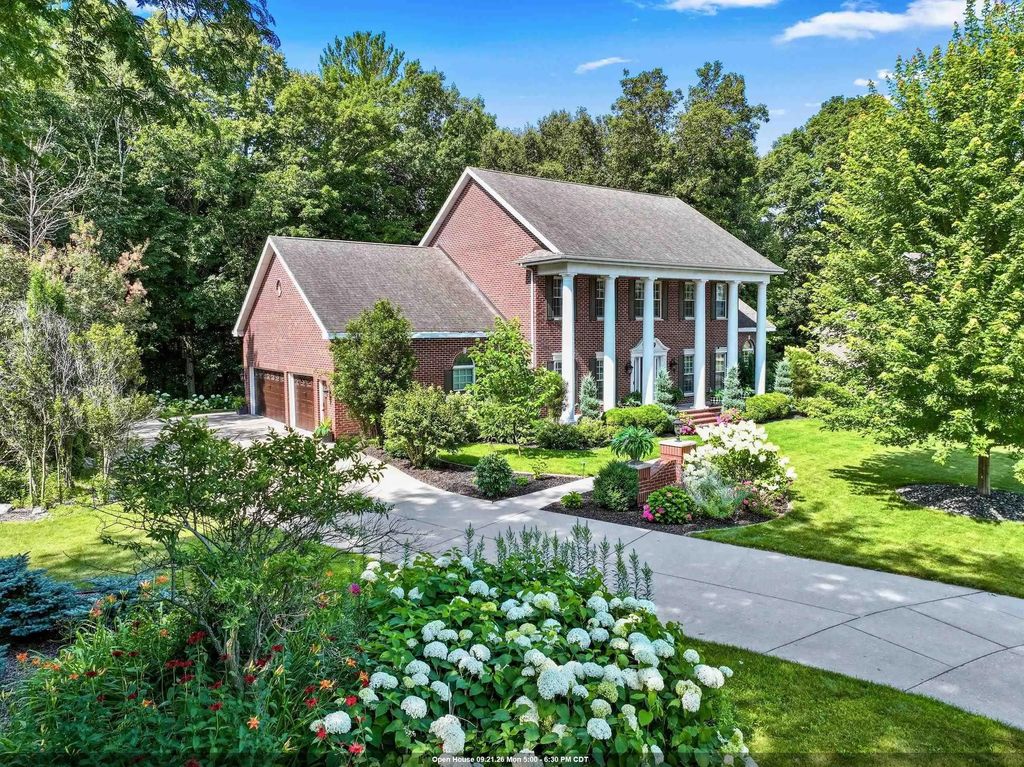 1383 Sonata Court, GREEN BAY