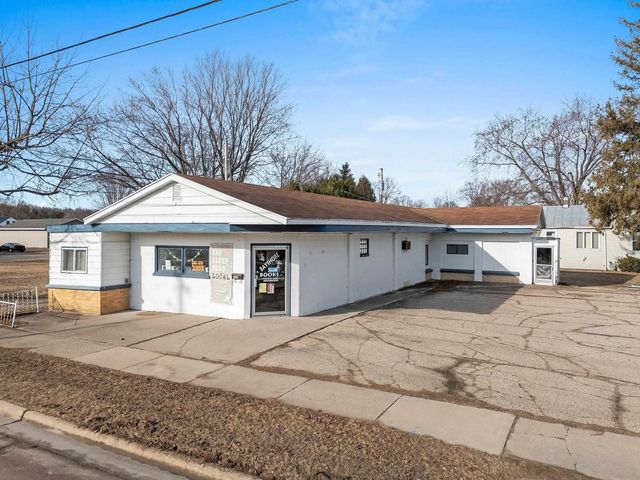302 Collins Avenue, OCONTO