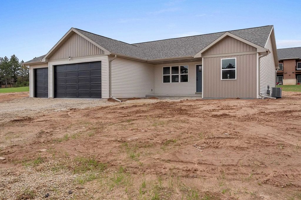 1900 Southland Lane, NEW LONDON