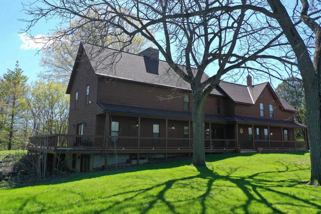 4002 Cty Rd I, SAUKVILLE