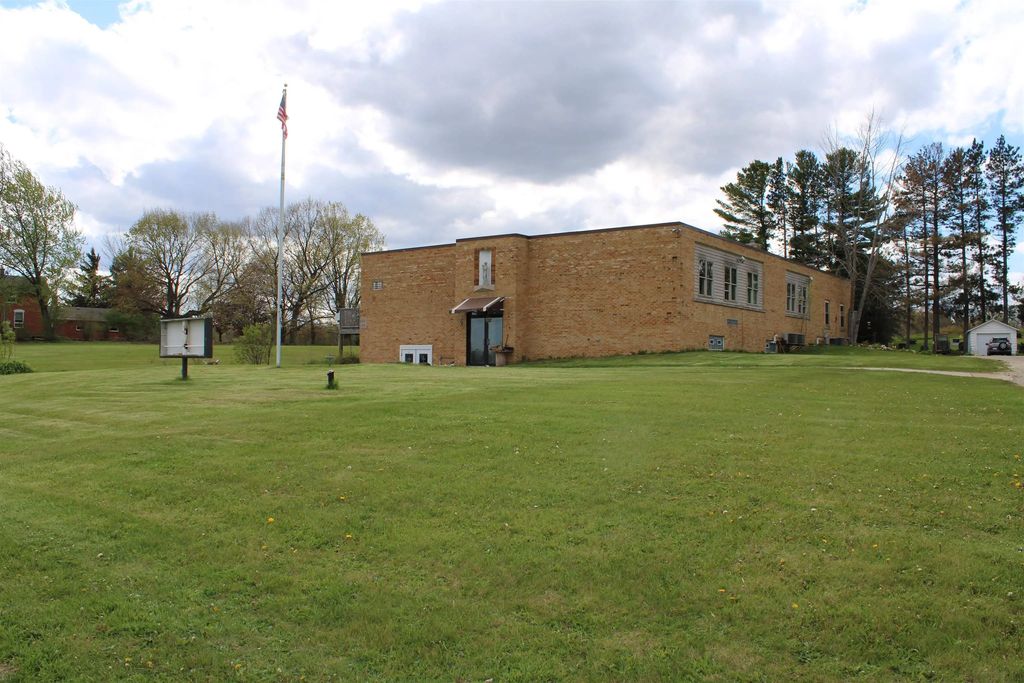 W771 Armstrong Road, CAMPBELLSPORT