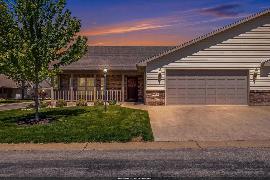 1359 Moonlight Lane, FOND DU LAC