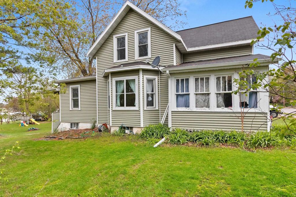 63 N 12th Street, CLINTONVILLE