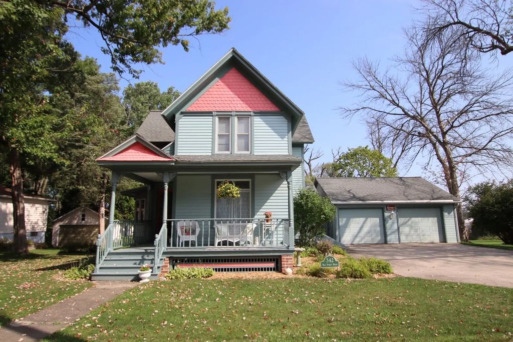 542 Hill Street, GREEN LAKE