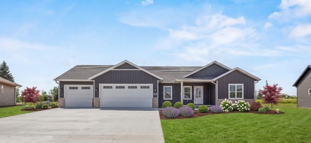 W6886 Mcallister Drive, GREENVILLE