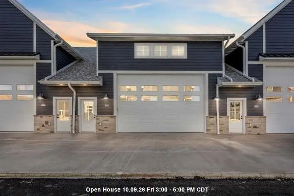 840 S 18th Avenue 8, STURGEON BAY