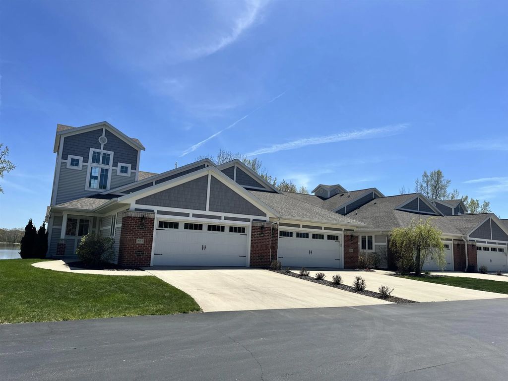 2621 Bay Harbor Circle, GREEN BAY