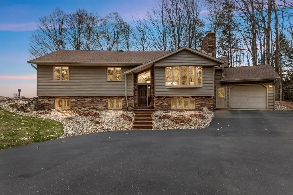 4511 Willow Road, STURGEON BAY