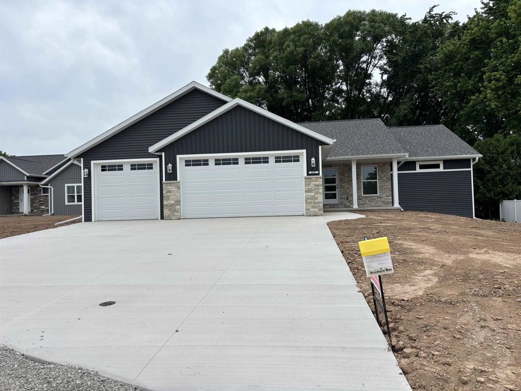 N3997 Wettering Way, KAUKAUNA