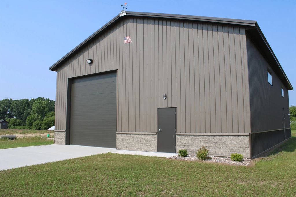 N5016 Hwy V, FOND DU LAC