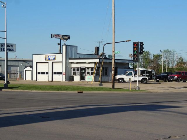 1108 Main Street, NEENAH
