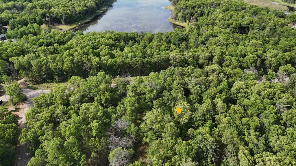 E Lake Crest Drive, SHAWANO