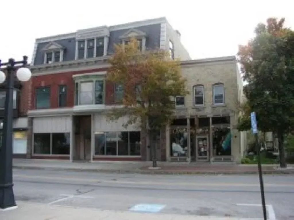 813 1st Street, MENOMINEE