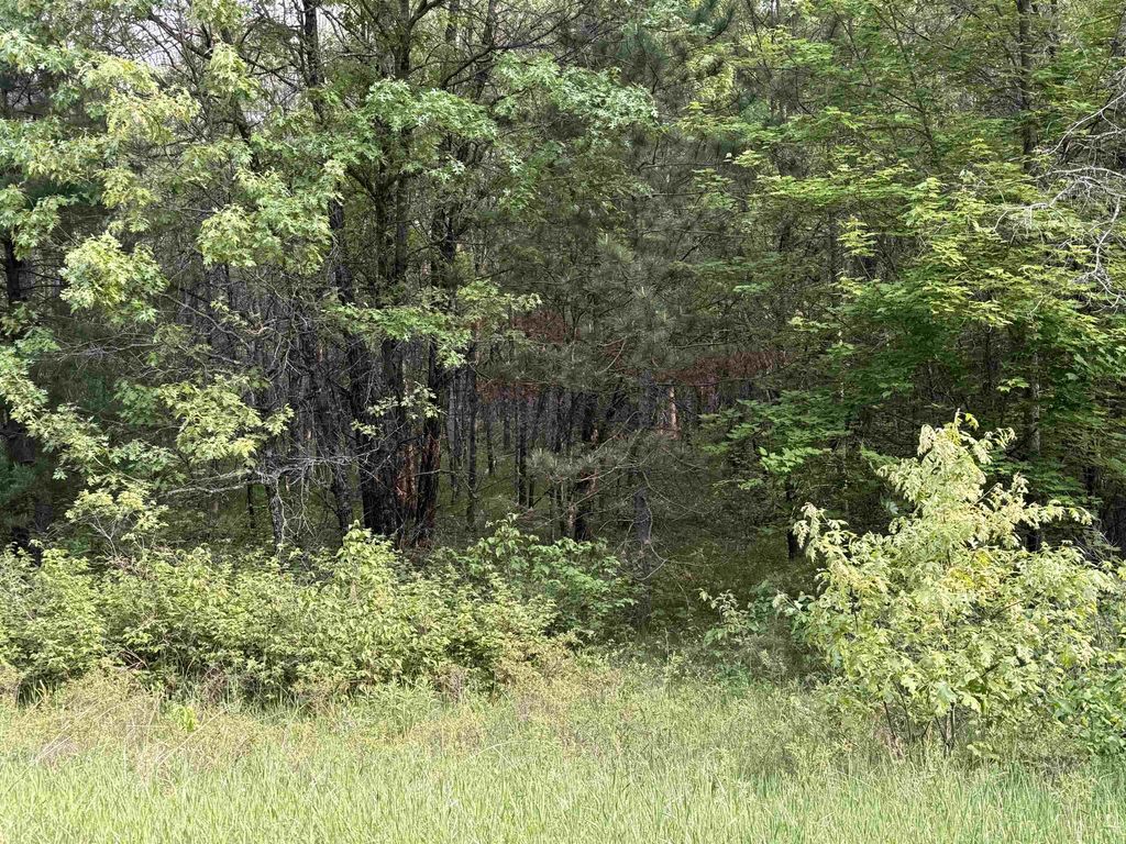 W1926 Great Bear Road, KESHENA