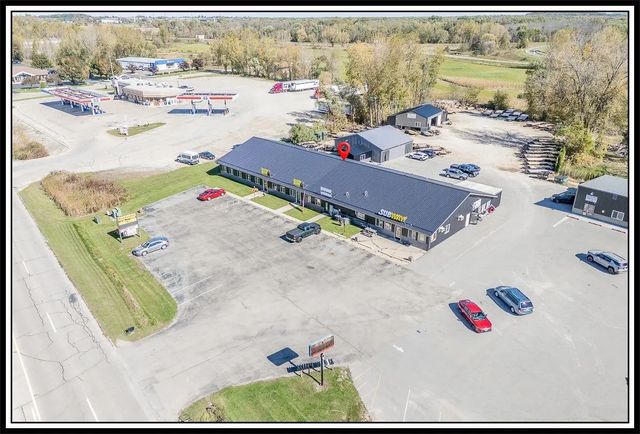 1200 N Shawano Street, NEW LONDON