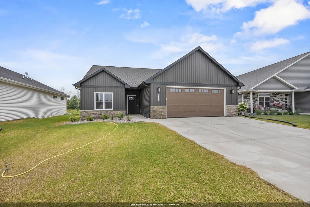 3141 Lazy Oak Court, GREEN BAY