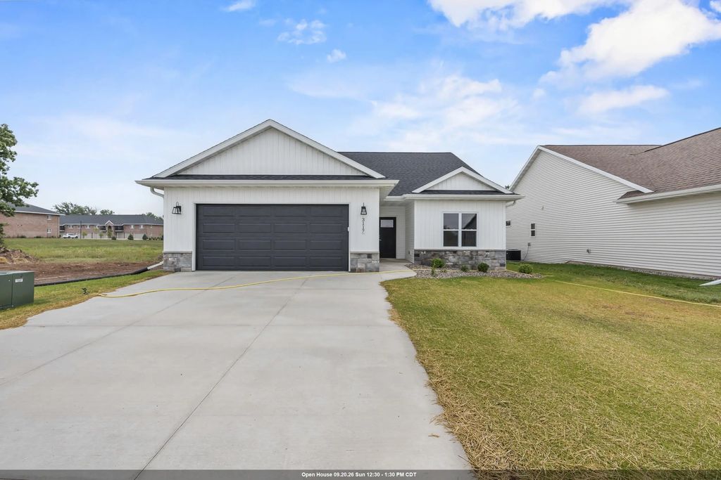 3117 Lazy Oak Court, GREEN BAY