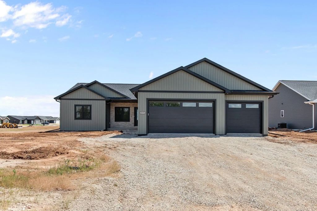 N9274 Homestead Lane, APPLETON