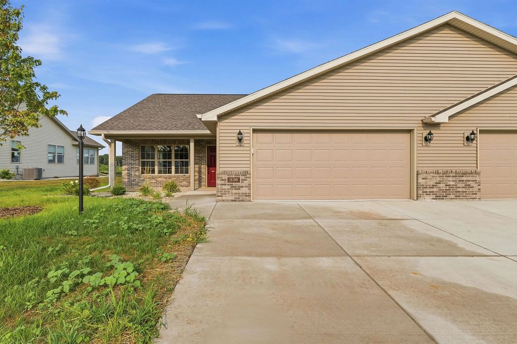 336 Twilight Trail, FOND DU LAC