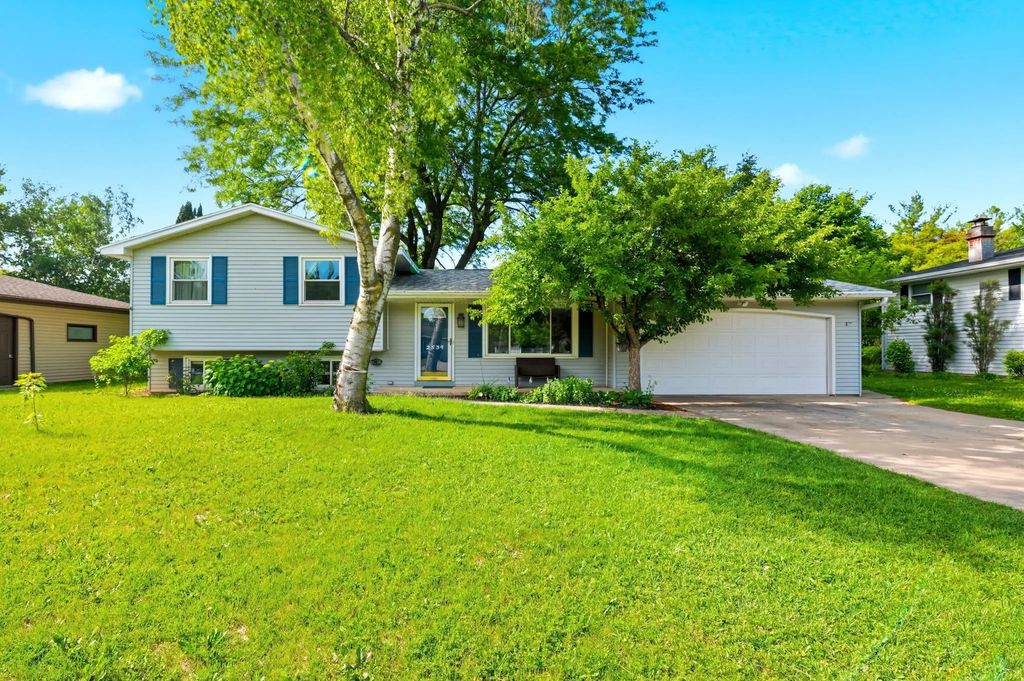 2539 Mary Jo Drive, GREEN BAY