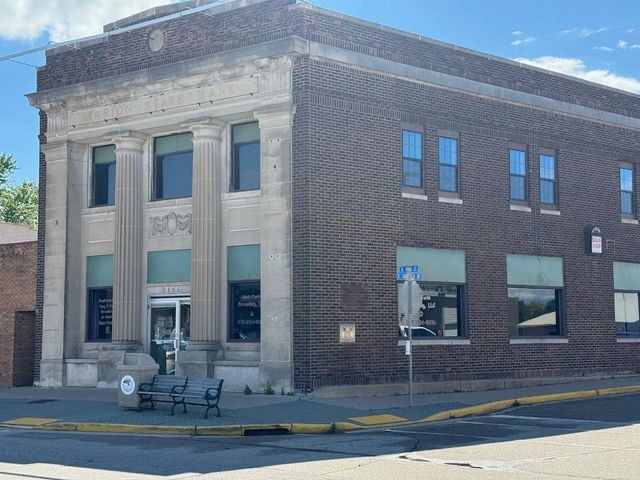 125 N Main Street, MARION
